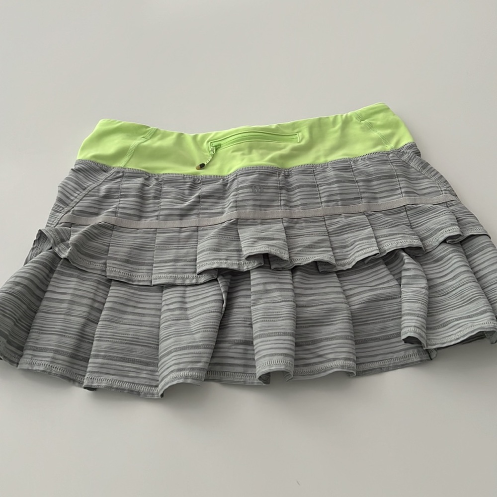 Lululemon Pace rival tennis skirt size 6